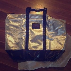 Victoria's Secret Weekender, Brand New PINK